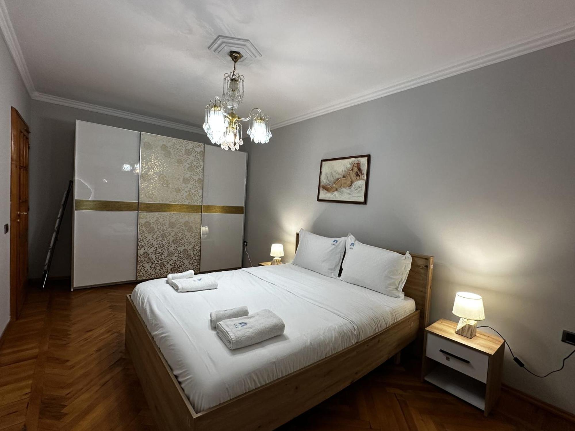 Tirana Treasure: Chic 2Br-Apartment 8Min To Skanderbeg Place מראה חיצוני תמונה
